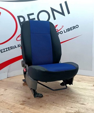 Kit completo su misura anteriori e posteriori Fiat Panda 169 - Tessuto nero/blu